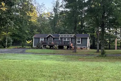 Image de Cozy retreat located in the heart off the Tiec \nAnd the blue ridge mountains!