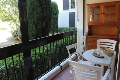Image de Appartement T2 avec terrasse et parking Ă 400 m du Port - 4rs207