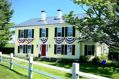 Image de Historic Home In the Heart of New London