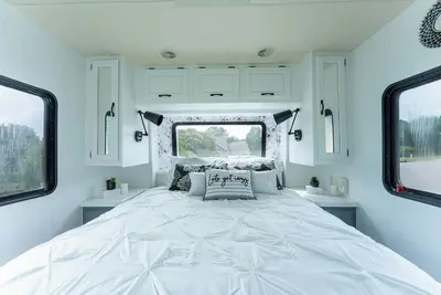 Image de Rv that is Dog Friendly at Former Prison
