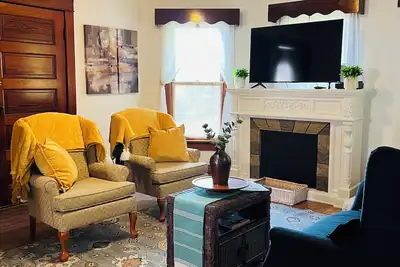 Image de Short Drive to Beaches, Winery's, Casino, and Lighthouse Mall, Sleeps 12