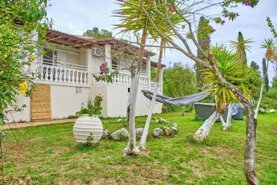 Image de Studio 'Vintage Resort 6' avec vue sur la mer, Wi-Fi et climatisation