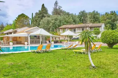 Image de Studio 'Vintage Resort 3' avec vue sur la mer, Wi-Fi et climatisation