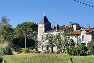 Image de Gîte 8\/10 personnes, campagne, spacieux, confortable, proche Pyrénées, Toulouse.