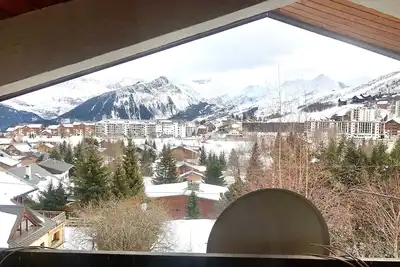 Image de Grand Chalet Au Centre De La Station Ete Comme Hivers