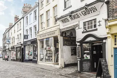 Image de 1 chambres à coucher à Whitby