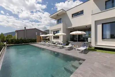 Image de Maison confortable à Kastel Stari avec.
