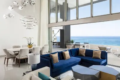 Image de 4800+ sqft 4br Loft w/ jacuzzi and ocean views