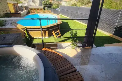 Image de L'Escale, Triplex Spa & Piscine