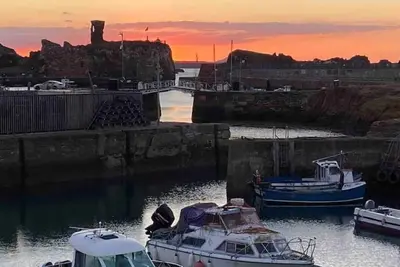 Image de East Haar 2 Bedroom Flat Overlooking Harbour