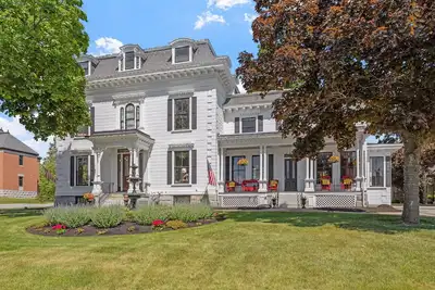 Image de Historic Busiel House in the Heart of Laconia