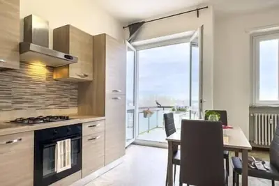 Image de Large four-room apartment - Bordeaux Apartment