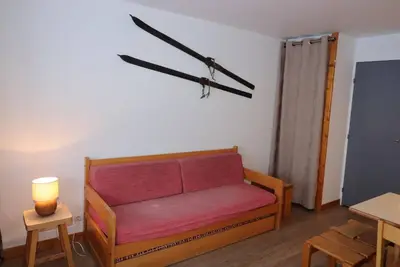 Image de 100m du centre station, 8ème étage, balcon, télévision, casier à ski, 23m², Tignes