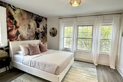 Image de Stylish Duplex In The Heart Of Montclair Nj Newly Designed