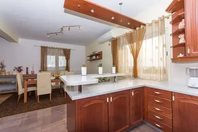 Apartment with a breathtaking view + pool & barbecue space