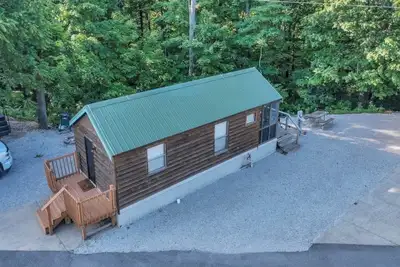 Image de Lovely Cabin in Bloomington