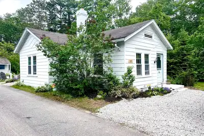 Image de 3br 1. 5 Bath Beach Cottage near Kpt\/Beaches