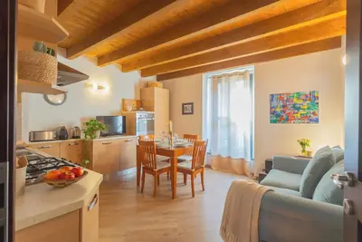 Luini 7 - Deux Chambres Appartement, Couchages 5