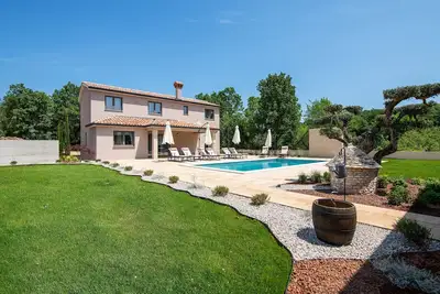 Image de Villa Amore: Sonnenverwöhnter Luxus am Meer