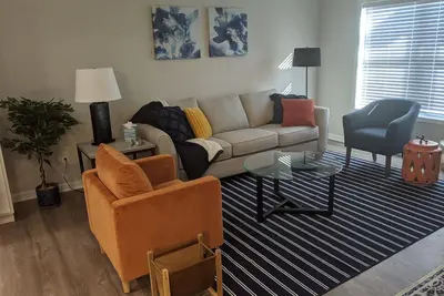 Image de 871 Gregg St New 2 Bed Apt Fully Furnished.