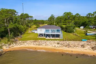 Image de Waterfront Alabama Vacation Rental w\/ Deck
