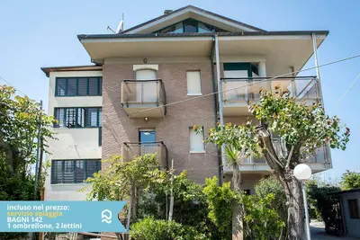 Image de Se006 - Senigallia, one bedroom apartment on the sea with beach