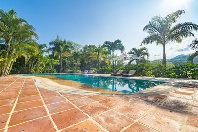 Image de Escapade de rĂŞve en Colombie avec court de tennis, piscines, vues et plus. . .