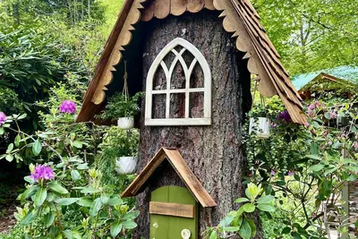 Image de Amazing Whimsical Mtn Cabin! Pet Friendly, Hot Tub, Fireplace, Winery, Skiing