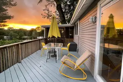 Image de Cozy Hudson Valley Lake Cottage :4 Kayaks + a Canoe, 400 acre Lake