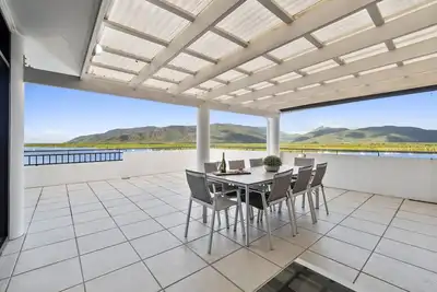 Image de Luxury Oceanview Penthouse Cairns City