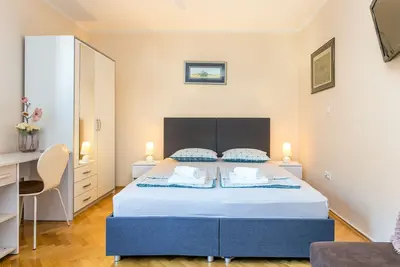 Image de Garçonnière avec air conditionné Split (As-21385-a)