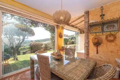 Image de Appartement 'Belvedere 3-2 Giardino E Vista Mare' avec vue sur la mer et terrasse privée