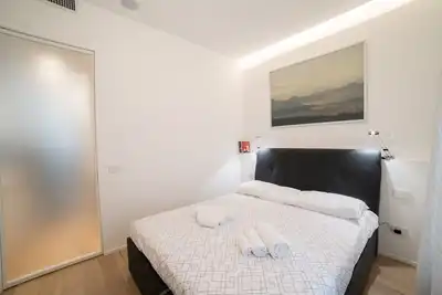 Image de Navigli-Centro-Università, Amazing New Apartment