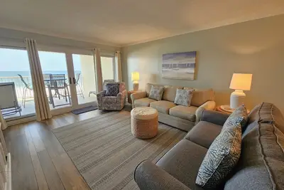 Image de Sandy Key 213:  2 Br \/ 2 Ba Gulf Front Condo in Perdido Key, Fl  Sleeps 6