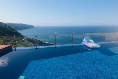 Villa Pareada con Piscina Infinity e Incomparables Vistas