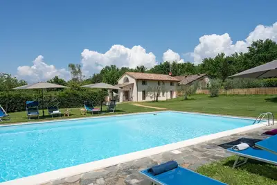 Image de Maison de Campagne à Ronta avec 3 chambres à coucher, 7 couchages