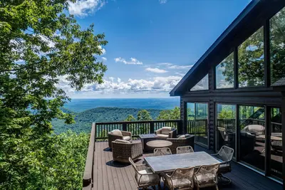 Image de Cloud 9 - Incredible Long Range Mountain Views in Big Canoe