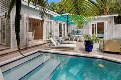 Image de **Perfect Harmony @ Midtown** Home & Pool + Last Key Services…