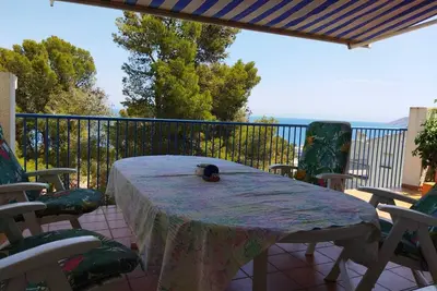 Appartement vue mer piscine a 10 minutes de la plage!