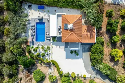Cocoon Ocean Luxury Villa by Nomads