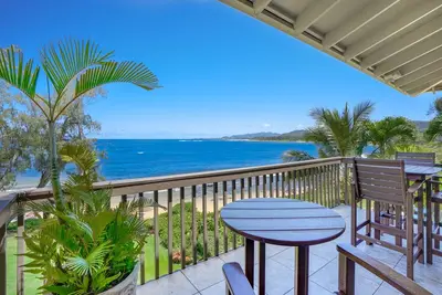 Image de New! Lae Nani 536, Oceanfront, Tropical Oasis, Steps to Beach and Town