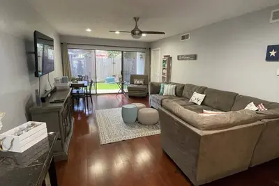 Image de Weekly &Monthly Rates Available. Lovely condo, with pool, close to Margaritaville