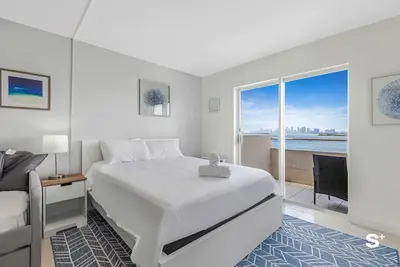 Image de Waterfront Studio Condo in the Heart of Miami / Free Parking & Bay Views