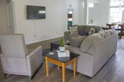 Image de Peaceful and Quiet Family Getaway near drive-on beach