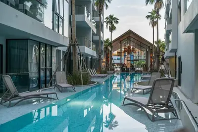 Image de Palmyrah Surin B210-luxury condo with rooftop pool