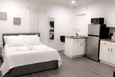 Image de Private guest studio in the heart of orlando.