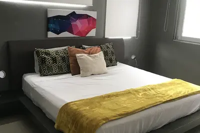Image de Home Away Home Downtown Pdc. omg Sundeck & sky Pool