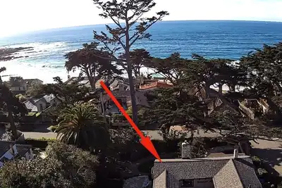Image de Steps to Beach- Ocean views - Dog Friendly