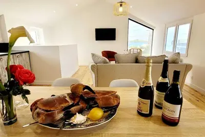 Image de Maison de pĂŞcheur Ă 10 secondes de la plage Ă pied