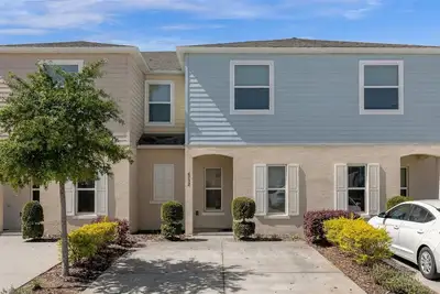Image de Beautiful, townhome at Orlando’s Fiesta Key!